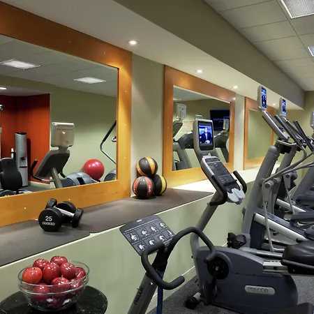 Hilton Garden Inn Toronto Airport-2